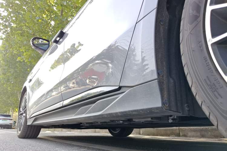 Used BYD Han 2025 DM-i Intelligent Driving Edition 125KM LiDAR Flagship Model
