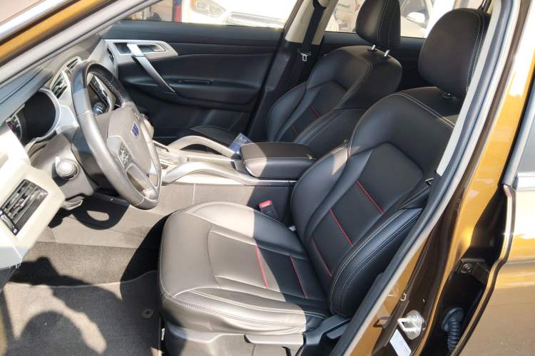 Used Geely Auto Emgrand X7 Sport 2016 1.8TD Automatic ZhiShang Model