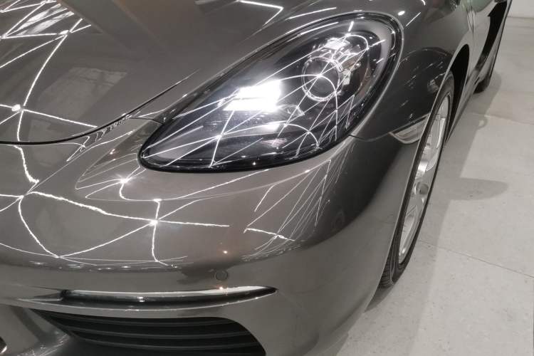 Used Porsche 718 2018 Cayman 2.0T
