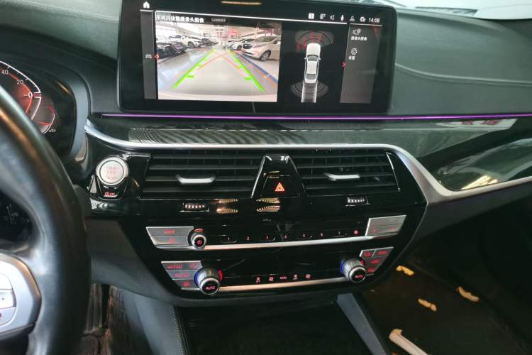 Used BMW 5 Series 2022 Second Facelift 525Li M Sport Package
