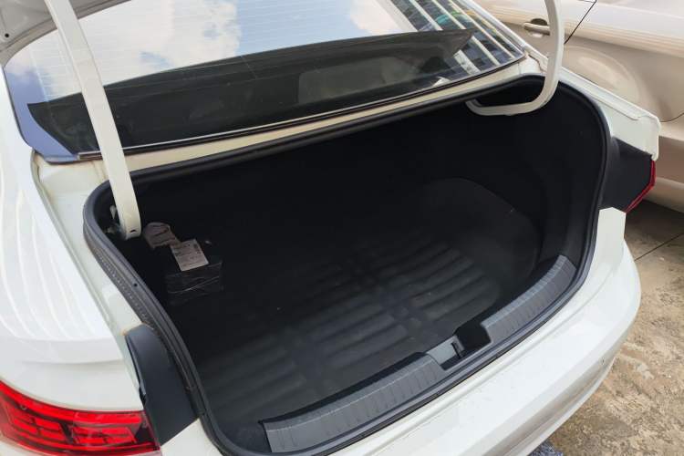 Used Volkswagen Sagitar 2021 280TSI DSG Excellence Edition
