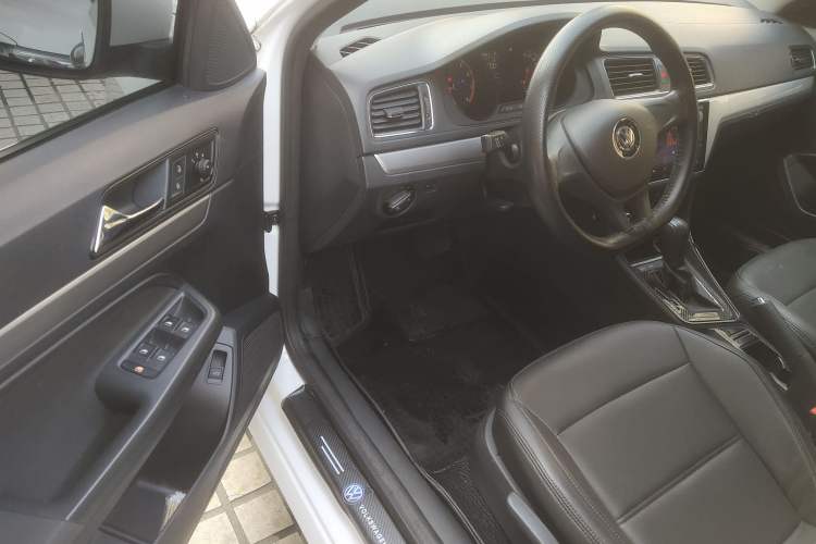 Used Volkswagen Lavida 2018 Classic 1.5L Automatic Fashion Edition China VI Standard
