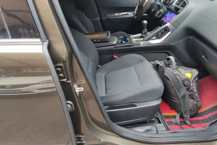 Used Peugeot 3008 2013 2.0L Manual Classic Edition
