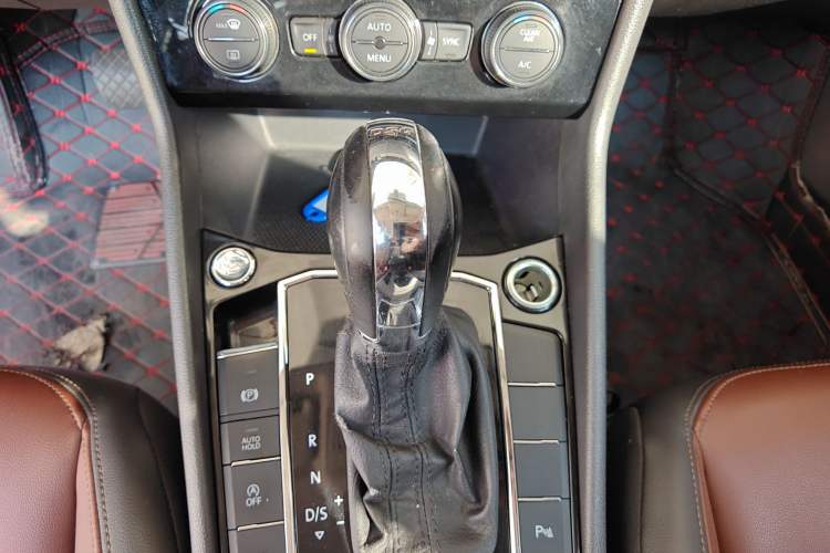 Used Volkswagen Lavida 2018 280TSI DSG Luxury Edition China V Standard
