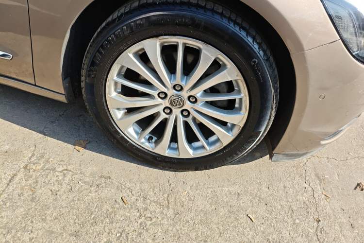 Used Buick LaCrosse 2016 28T Premium Edition