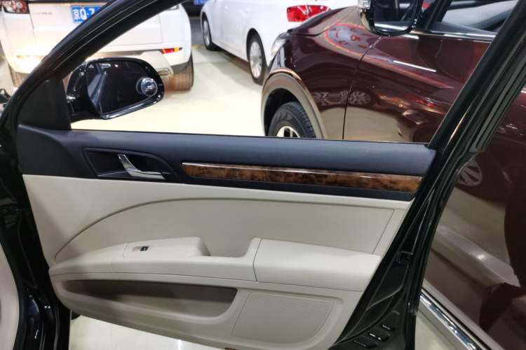 Used Skoda Superb 2012 1.8TSI Automatic Elegant Edition
