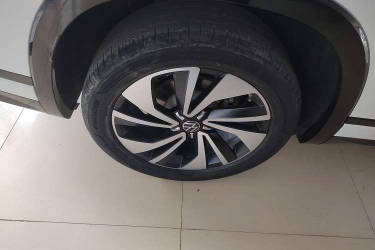 Used Volkswagen Tayron X 2023 330TSI Two-Wheel-Drive Prestige High-Energy Version