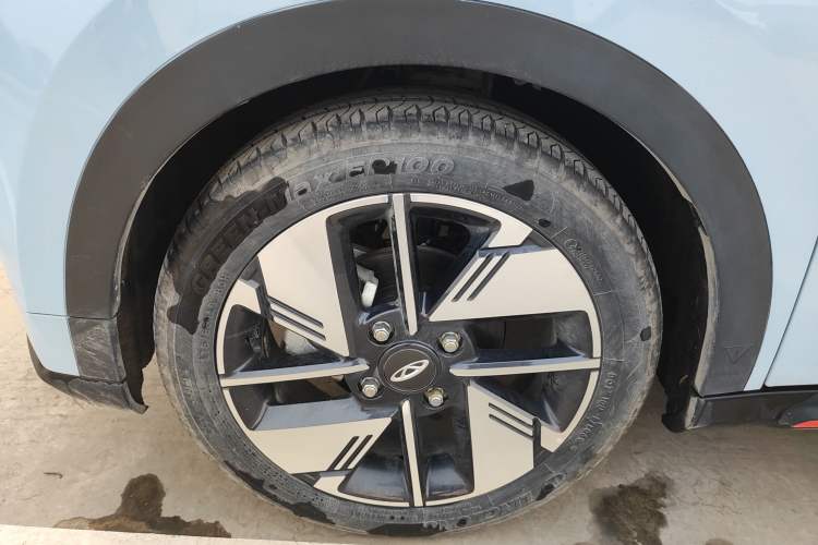 Used Chery New Energy Boundless Pro 2022 301km "Divine Beast" Version with Lithium Iron Phosphate
