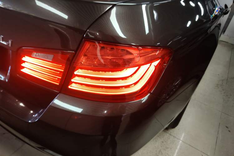 Used BMW 5 Series 2017 520Li Elegant Edition
