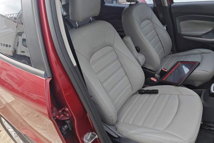 Used Ford EcoSport 2013 1.5L Automatic Prestige Model
