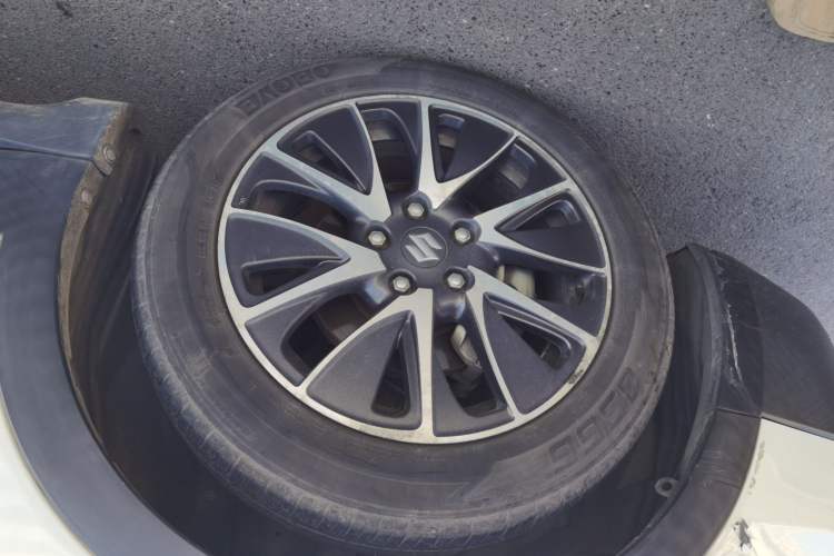 Used Suzuki S-Cross 2015 1.4T Automatic Two-Wheel Drive Prestige Model
