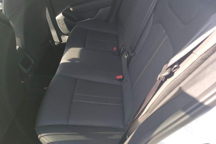 Used Dongfeng Aeolus Yixuan 2024 1.5L Automatic JingSu Edition
