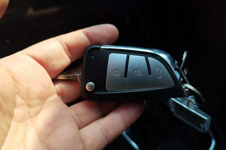 Used Volkswagen C-TREK 2017 1.6L Automatic Comfort Model
