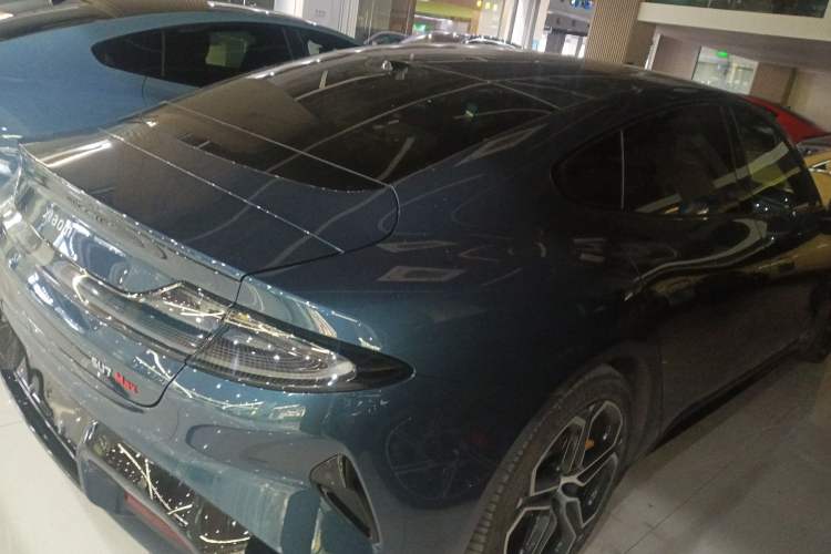 Used  SU7 2024 Four-Wheel Drive Ultra-Long Range Advanced Intelligent Driving Max Edition
