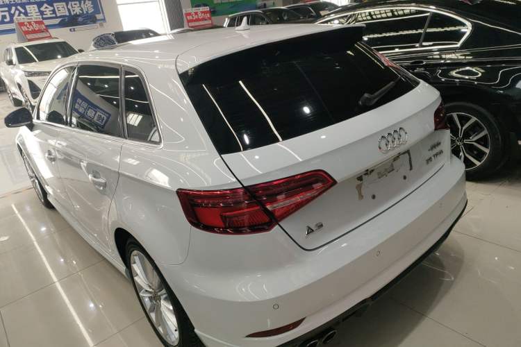 Used Audi A3 2018 30th Anniversary Edition Sportback 35 TFSI Fashion Model
