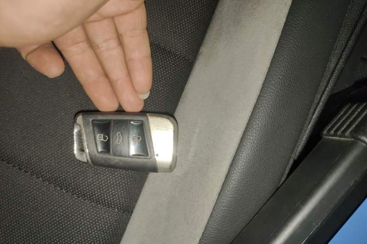 Used Volkswagen T-ROC 2020 230TSI DSG Two-Wheel Drive Advanced Version
