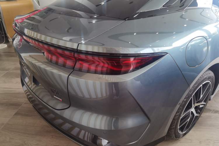 Used BYD Han L 2025 DM-p Four-Wheel-Drive LiDAR Flagship Model
