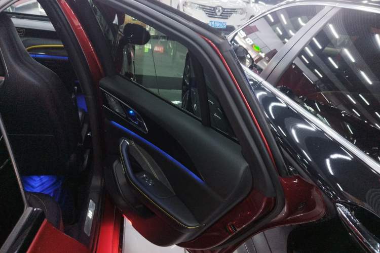 Used Hongqi H6 2023 2.0T ZhiZhen Edition
