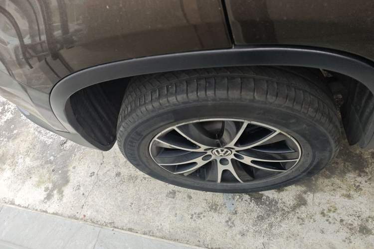 Used Volkswagen Tiguan 2015 1.8TSI Automatic Two-Wheel Drive Luxury Model
