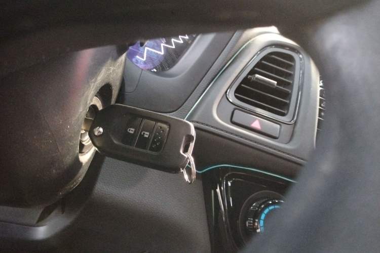 Used Honda Vezel 2020 1.5L CVT Pioneer Edition