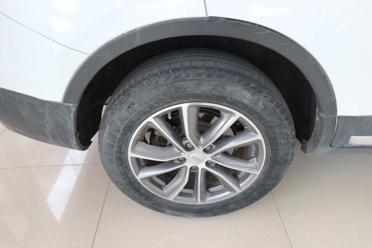 Used Geely Auto Emgrand X7 Sport 2020 1.8TD DCT Two-Wheel Drive Smart Connect 4G-Enabled Version
