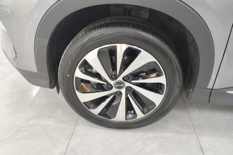 Used BYD Song PLUS New Energy 2023 Champion Edition EV 520KM Flagship Model
