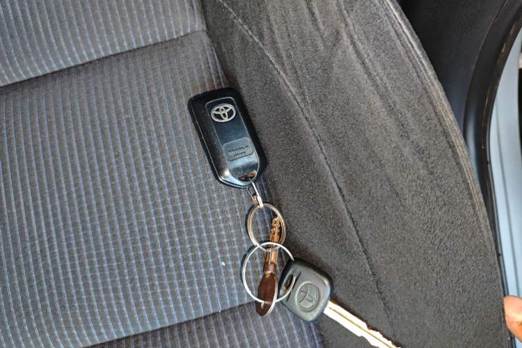 Used Toyota YARiS L 2019 1.5E CVT Dynamic Edition China VI compliant
