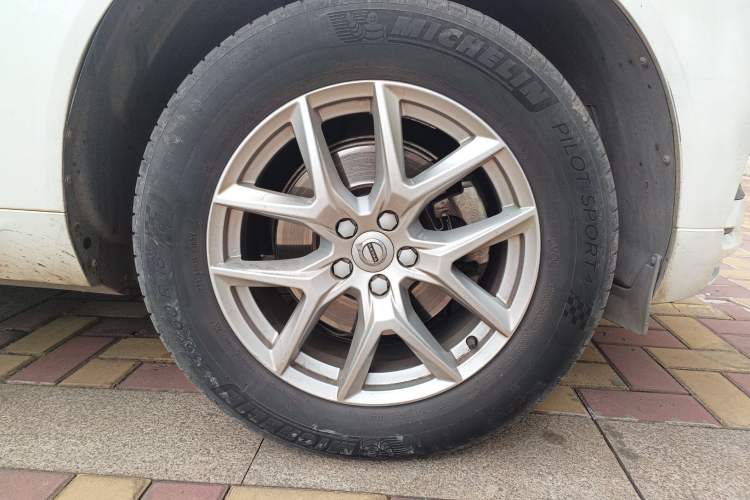 Used Volvo XC60 2018 T5 4x4 Zhiyi Edition