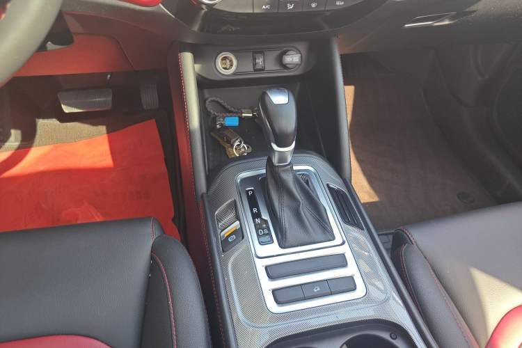 Used Changan CS55 2018 1.5T Automatic Colorful Edition China V Standard
