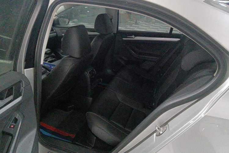 Used Volkswagen Sagitar 2017 1.6L Automatic Comfort Model
