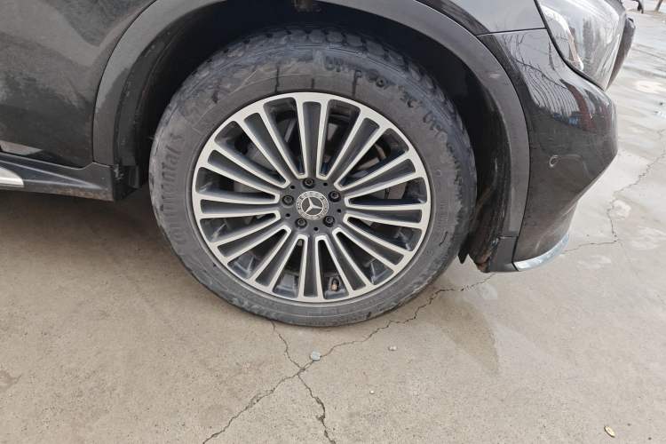 Used Mercedes-Benz GLC 2019 GLC 260 L 4MATIC Dynamic Model
