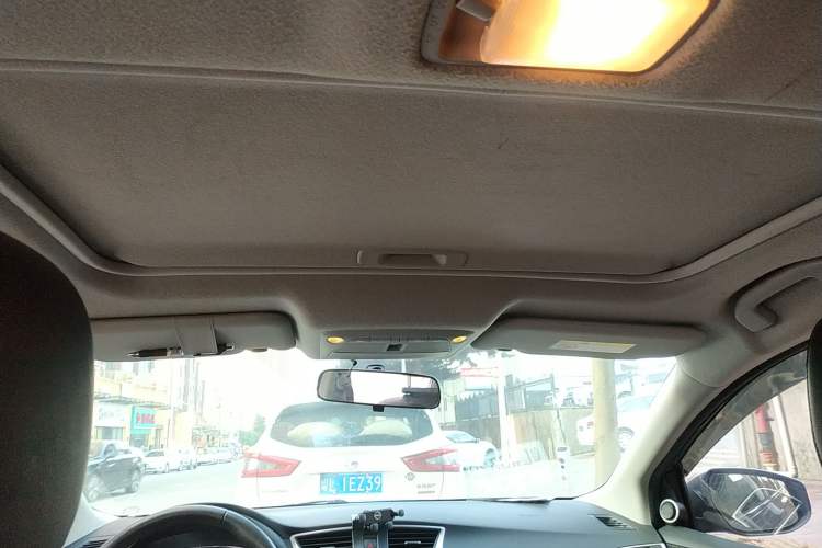 Used Nissan Sylphy 2019 1.6XV CVT Smart Connect Luxury Edition China VI Standard
