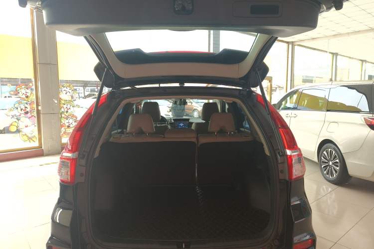 Used Honda CR-V 2016 2.0L two-wheel drive Urban Edition