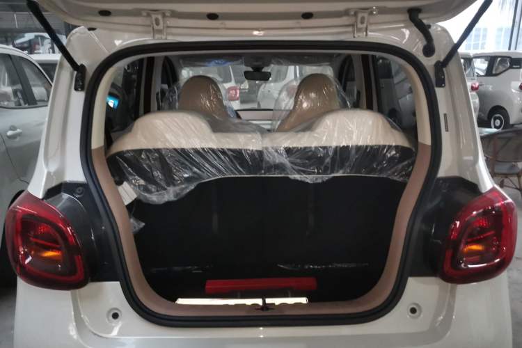 Used Wuling Hongguang MINIEV 2025 Four-Door Version Advanced Edition
