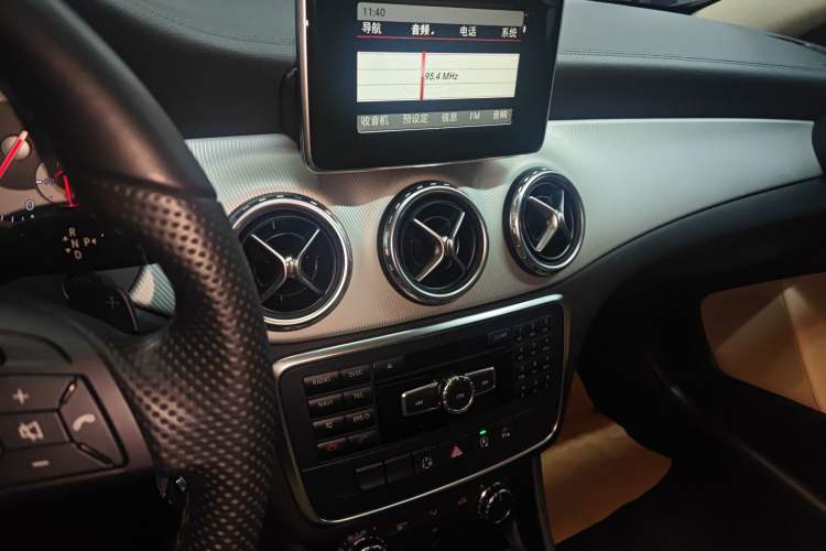 Used Mercedes-Benz GLA 2015 GLA 200 Sport Edition