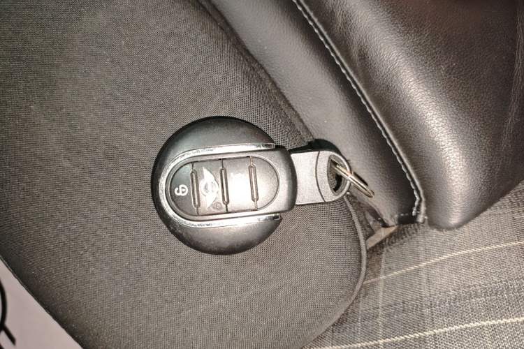 Used MINI MINI 2016 1.5T COOPER
