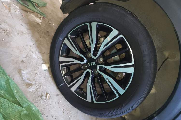 Used Kia kx1 Stonic 2019 1.4L Automatic Fun Edition China VI