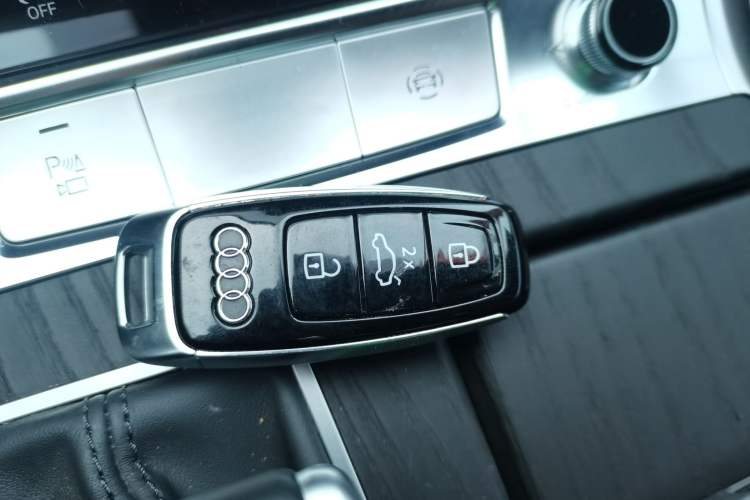 Used Audi A6L 2024 45 TFSI quattro Prestige Dynamic Edition
