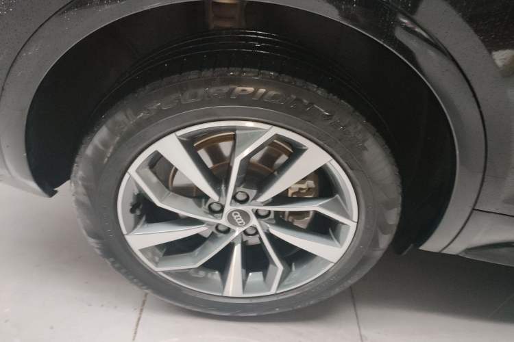 Used Audi Q5L 2023 40T Luxury Dynamic Model