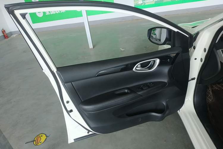 Used Nissan Sylphy 2019 1.6XV CVT Smart Connect Luxury Edition China VI Standard
