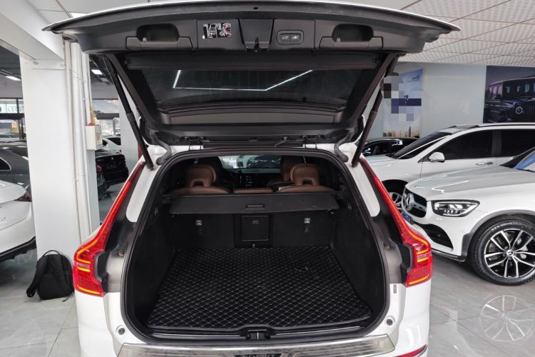 Used Volvo XC60 2021 T5 4x4 Smart Luxury Edition