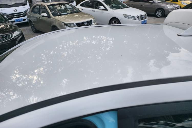 Used SOL E10X 2021 302 km Range Luxury Version 30.2 kWh