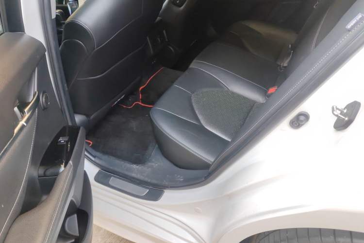 Used Toyota Camry 2019 2.5S FENGSHANG Version China VI Standard
