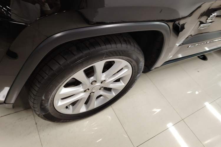 Used  Grand Cherokee 2016 3.0L Comfort Navigation Edition
