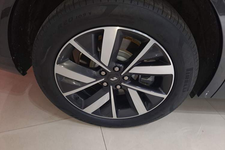 Used Li Auto L8 2023 Air model
