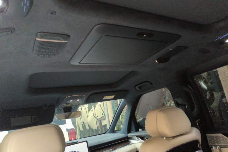 Used Zeekr 009 2022 WE Edition
