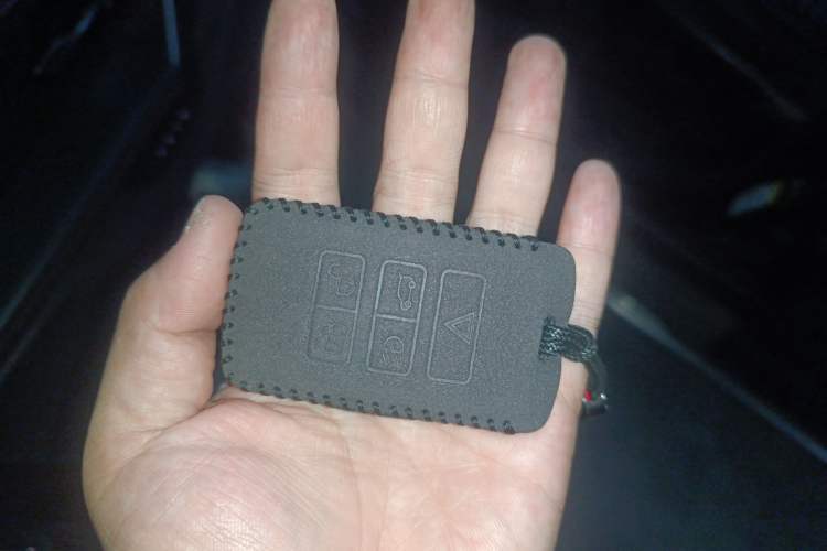 Used Land Rover Discovery Sport 2020 249 PS R-Dynamic Performance Tech Edition 7 Seats