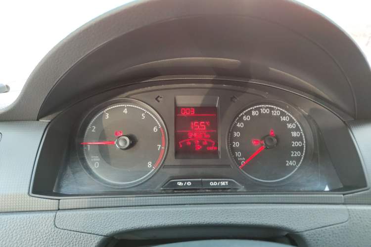 Used Volkswagen Santana 2016 1.6L Manual Fashion Edition
