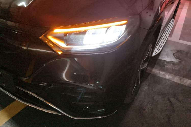 Used Mercedes-Benz EQE SUV 2023 350 4MATIC Pioneer Edition
