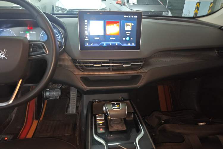 Used Hongqi E-QM5 2024 450km Range Commuter Version